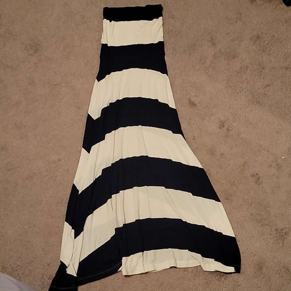 GAP tube tope dress or skirt. XS navy & white